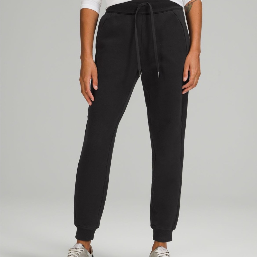 NWT Lululemon Scuba HR Jogger 🍋🍋🍋
